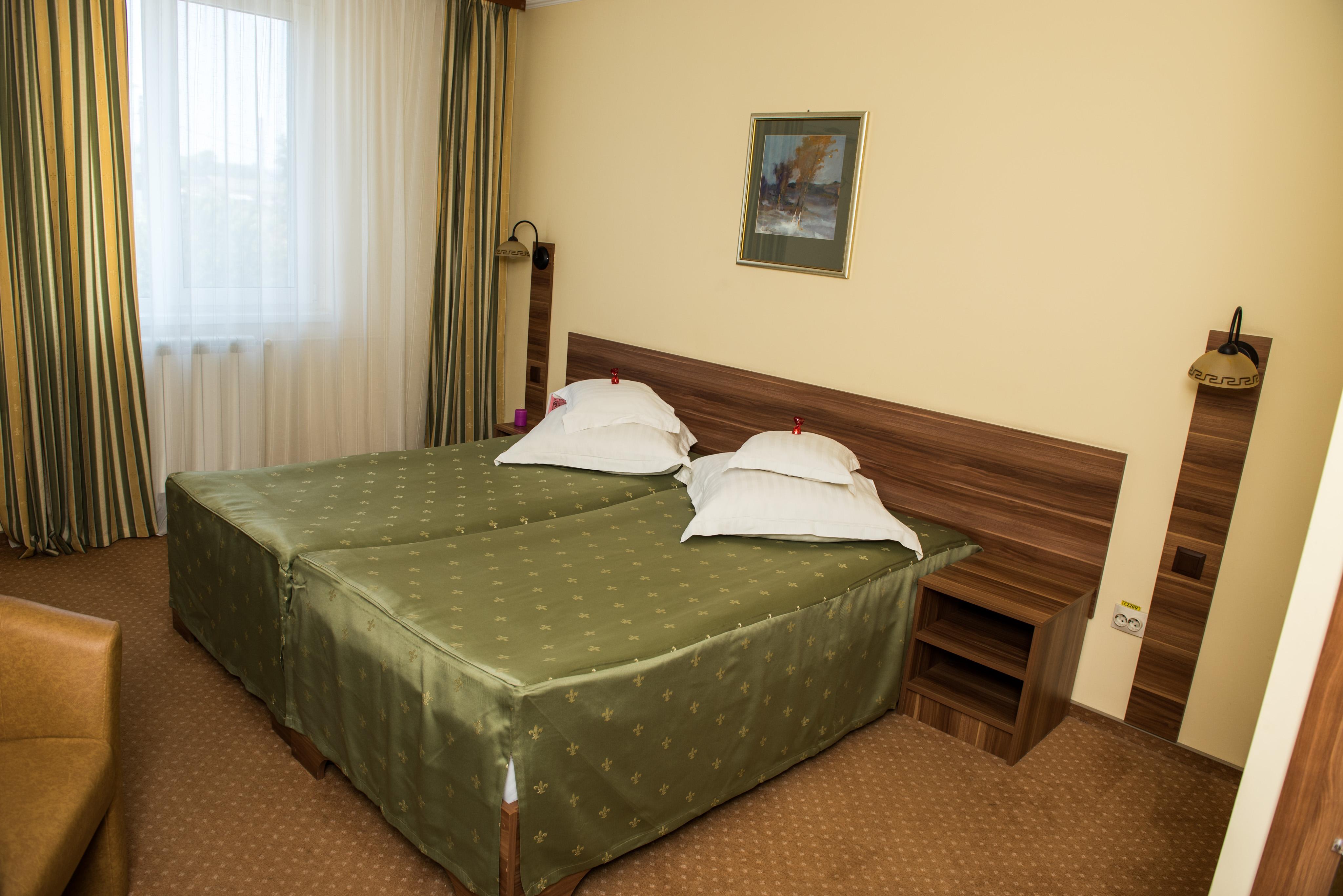 Hotel Lyra Nagyvárad Kültér fotó