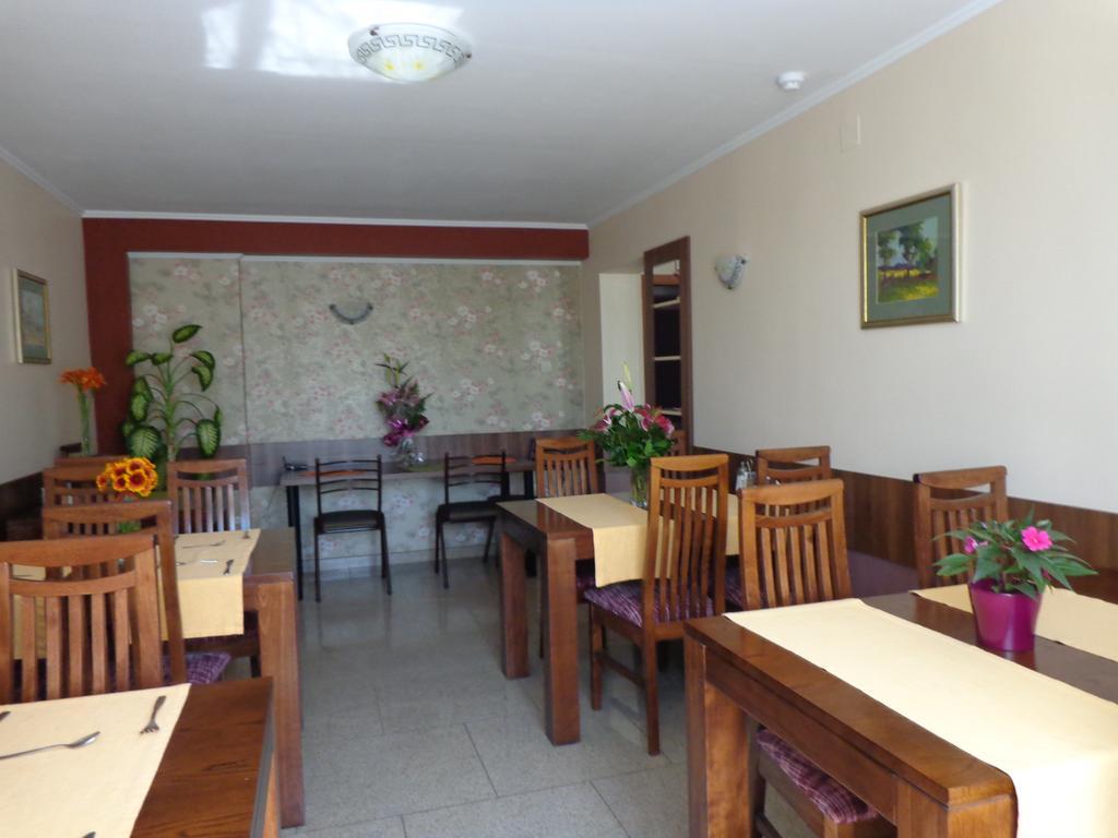 Hotel Lyra Nagyvárad Kültér fotó