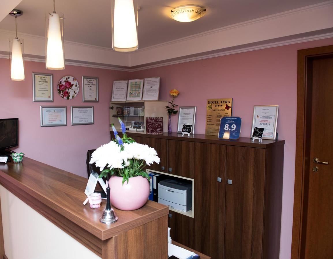 Hotel Lyra Nagyvárad Kültér fotó